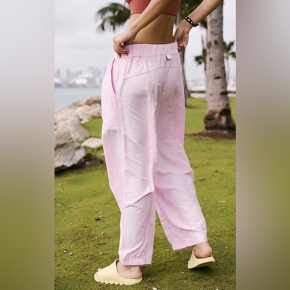 Free People Movement Offsides Pants Pink Fuchsia Utility Barrel Leg NWT S - Picture 2 of 4